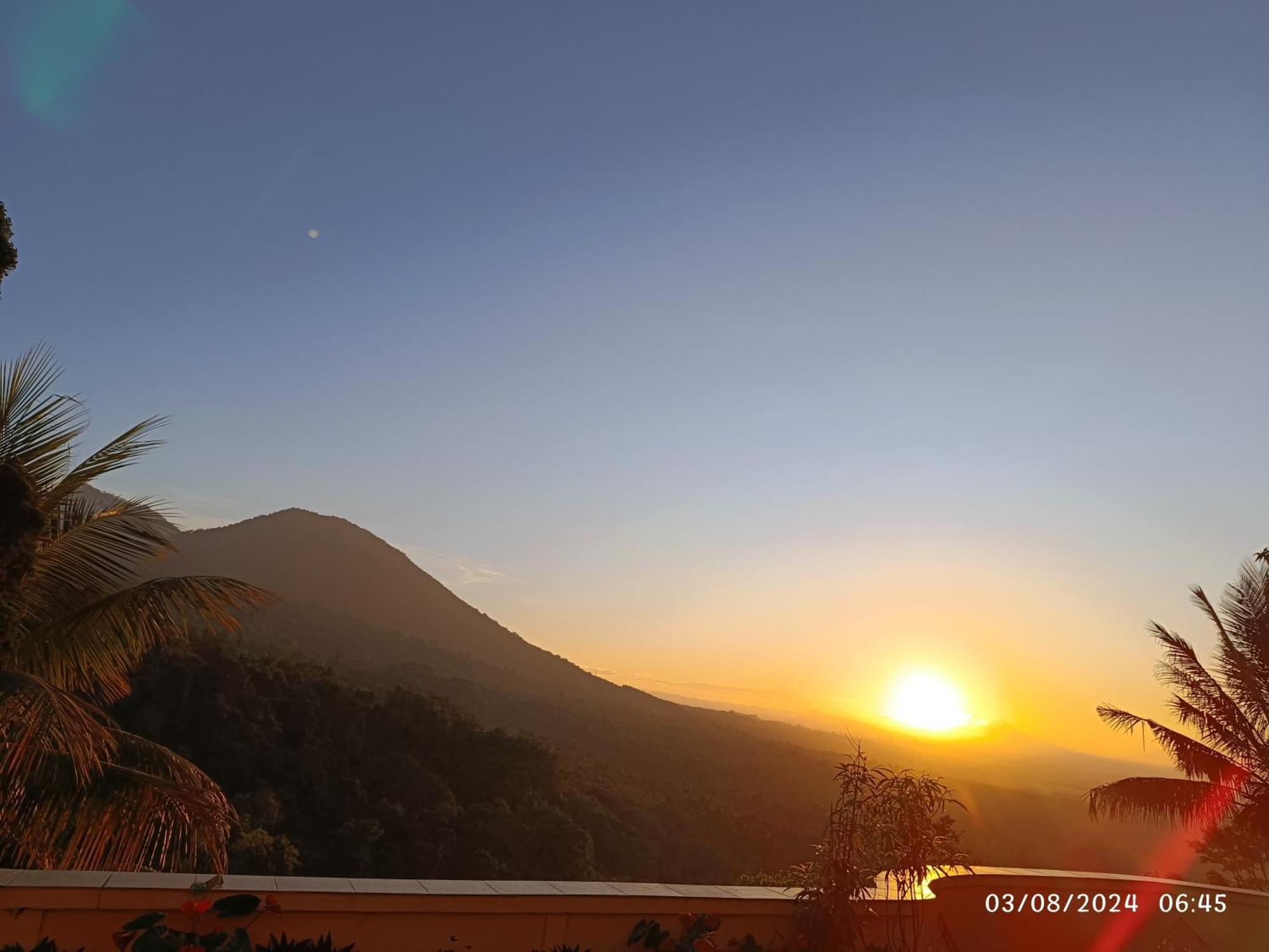 자띠루위 Dwan Tea Mountain Side B&B 외부 사진